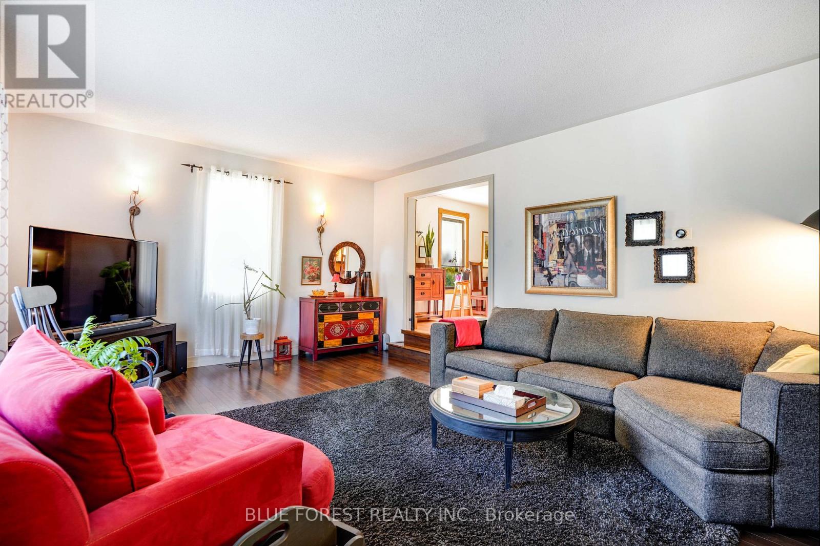 174 Mcarthur Street, Dutton/dunwich, Ontario  N0L 1J0 - Photo 4 - X12842618