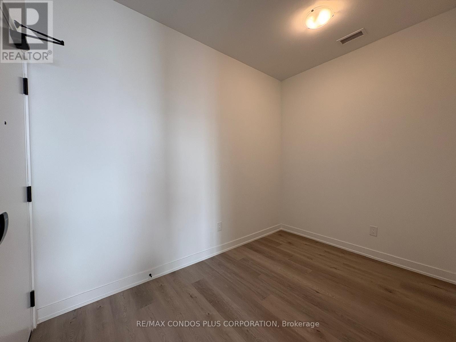 414 - 2075 Lakeshore Road, Burlington, Ontario  L7R 1E2 - Photo 17 - W13012262