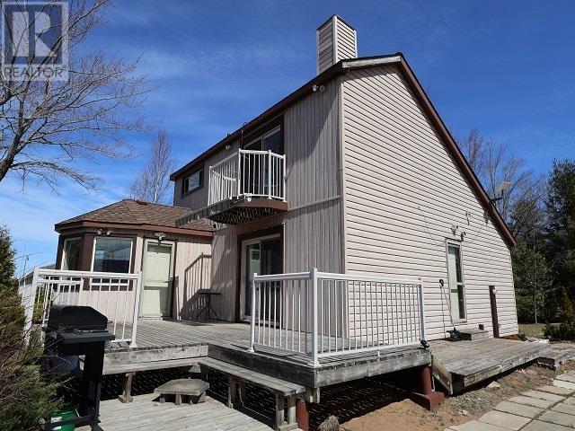 1966 Pineshores Rd, Goulais River, Ontario  P0S 1E0 - Photo 10 - SM260794