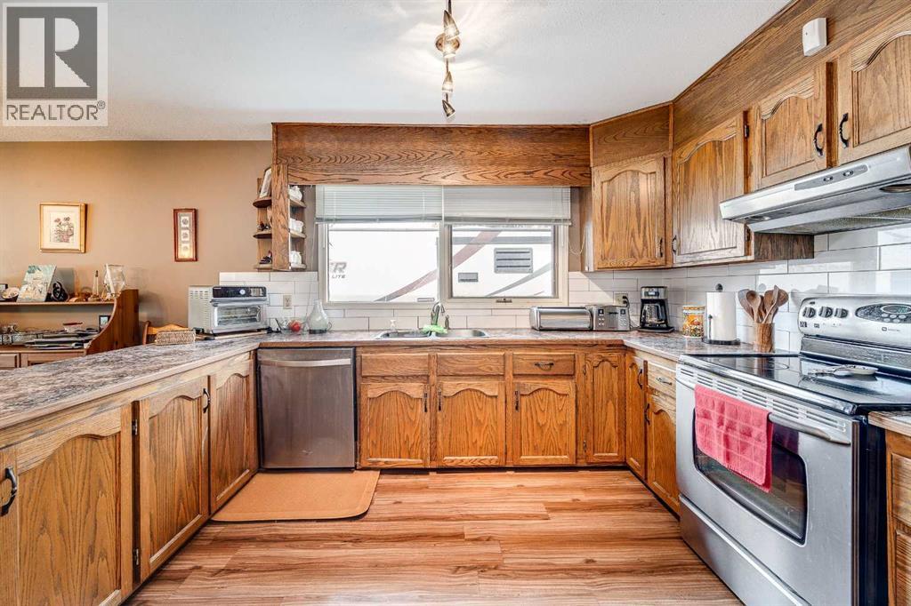 5005 43 Street E, Sylvan Lake, Alberta  T4S 1C1 - Photo 7 - A2296502