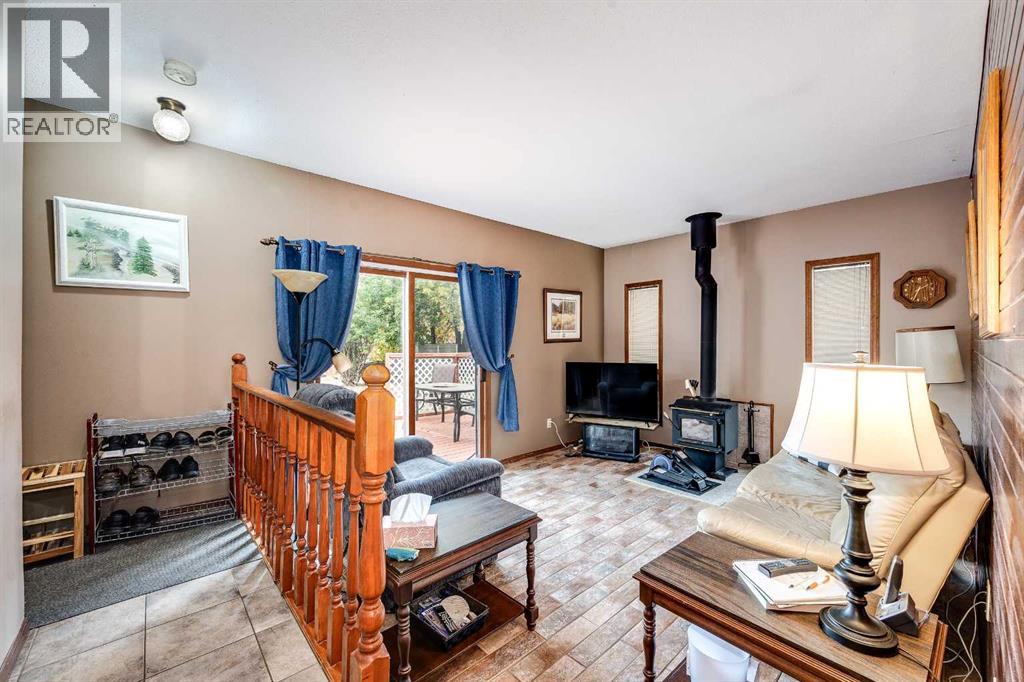 5005 43 Street E, Sylvan Lake, Alberta  T4S 1C1 - Photo 10 - A2296502