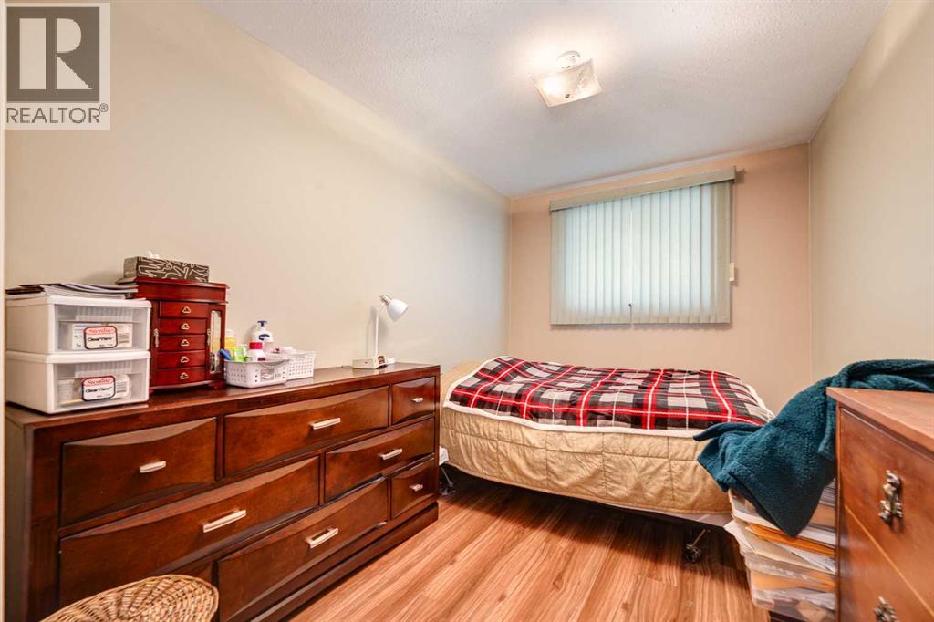 5005 43 Street E, Sylvan Lake, Alberta  T4S 1C1 - Photo 16 - A2296502