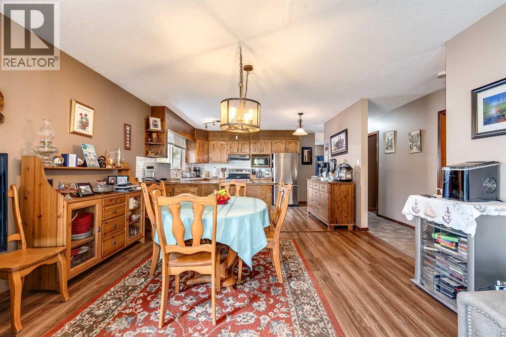5005 43 Street E, Sylvan Lake, Alberta  T4S 1C1 - Photo 4 - A2296502