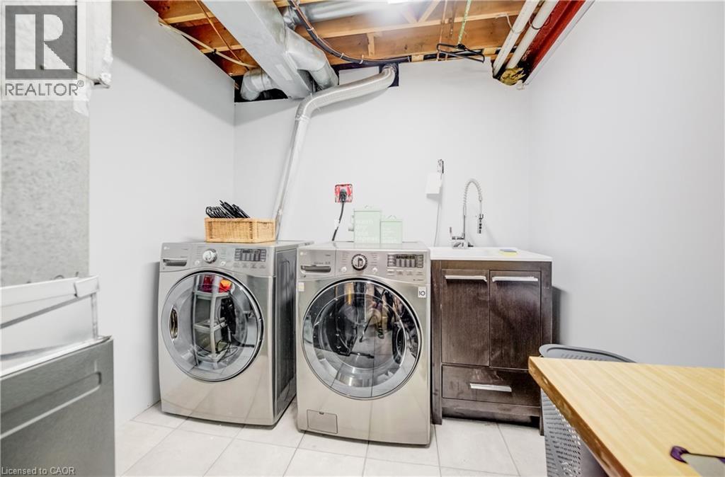 101 Essex Point Drive, Cambridge, Ontario  N1T 1W6 - Photo 34 - 40825353