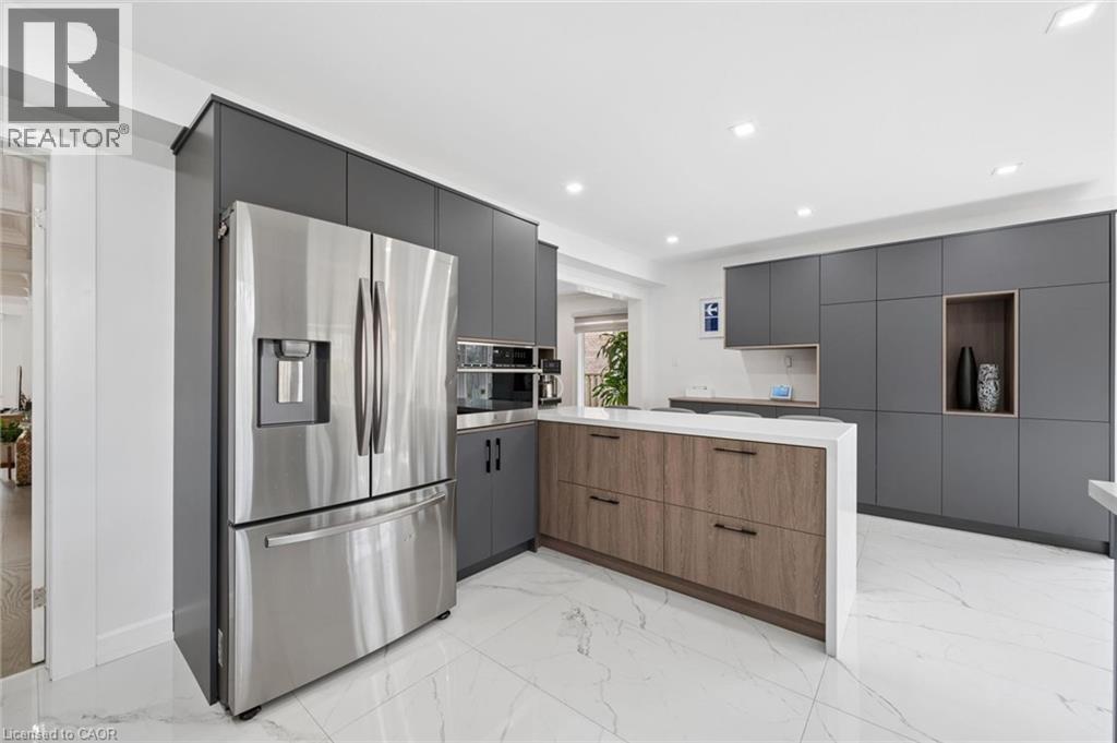 1194 Queen Victoria Avenue, Mississauga, Ontario  L5H 3H3 - Photo 16 - 40825128