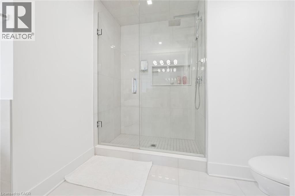 1194 Queen Victoria Avenue, Mississauga, Ontario  L5H 3H3 - Photo 25 - 40825128