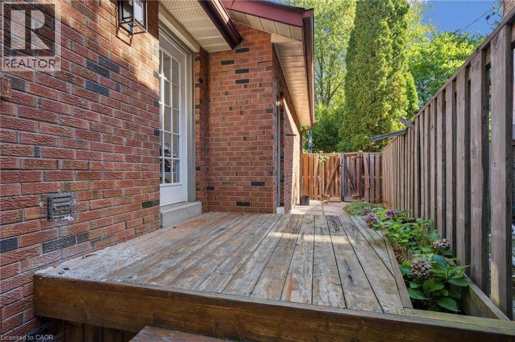 1194 Queen Victoria Avenue, Mississauga, Ontario  L5H 3H3 - Photo 38 - 40825128