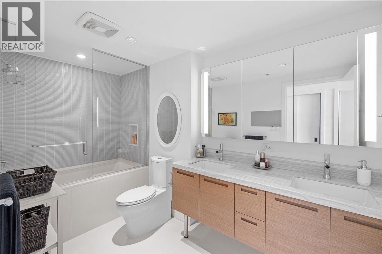 3211 777 Richards Street, Vancouver, British Columbia  V6B 0M6 - Photo 18 - R3117305