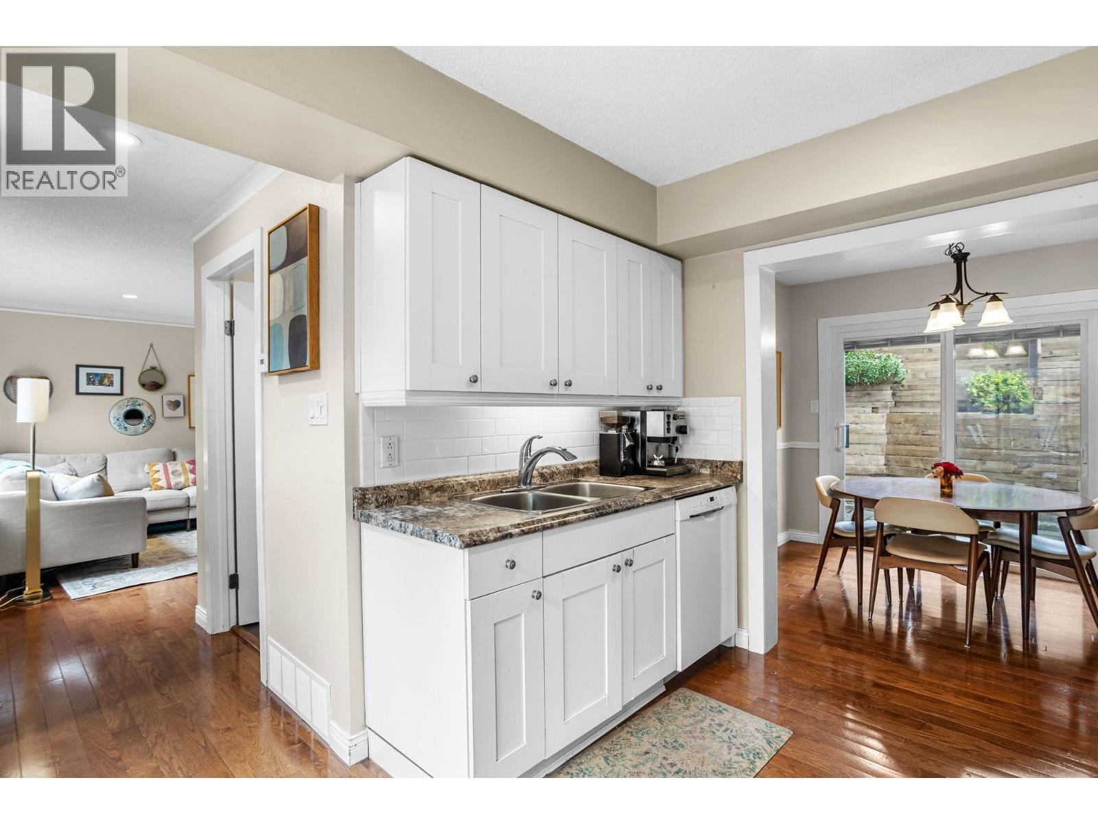 429 Cambridge Way, Port Moody, British Columbia  V3H 3V1 - Photo 14 - R3117313