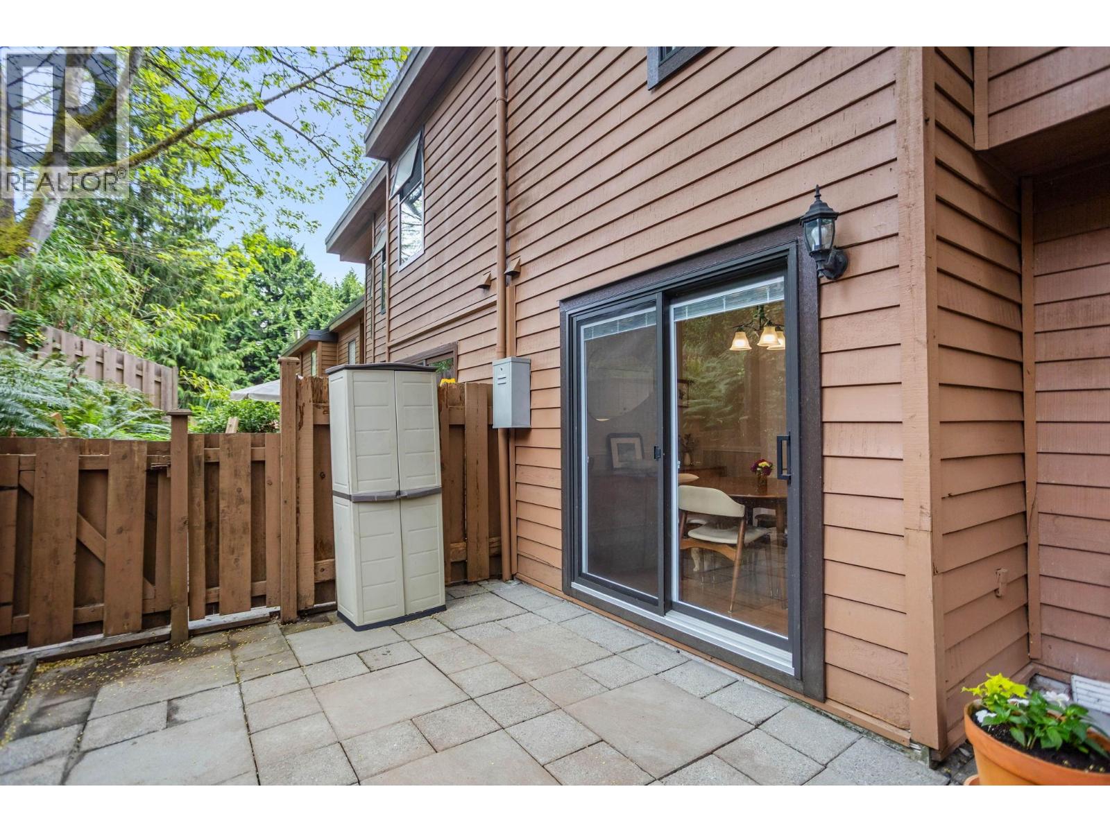 429 Cambridge Way, Port Moody, British Columbia  V3H 3V1 - Photo 35 - R3117313