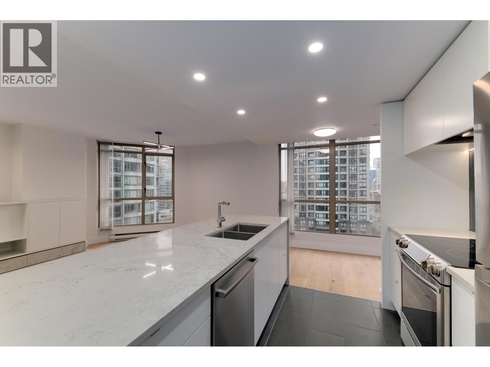 1003 867 Hamilton Street, Vancouver, British Columbia  V6B 6B7 - Photo 13 - R3117321