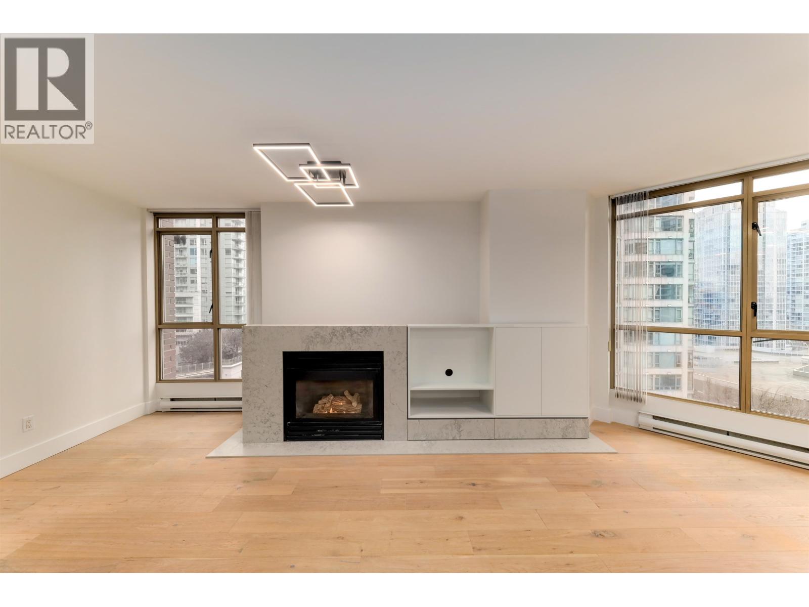 1003 867 Hamilton Street, Vancouver, British Columbia  V6B 6B7 - Photo 4 - R3117321