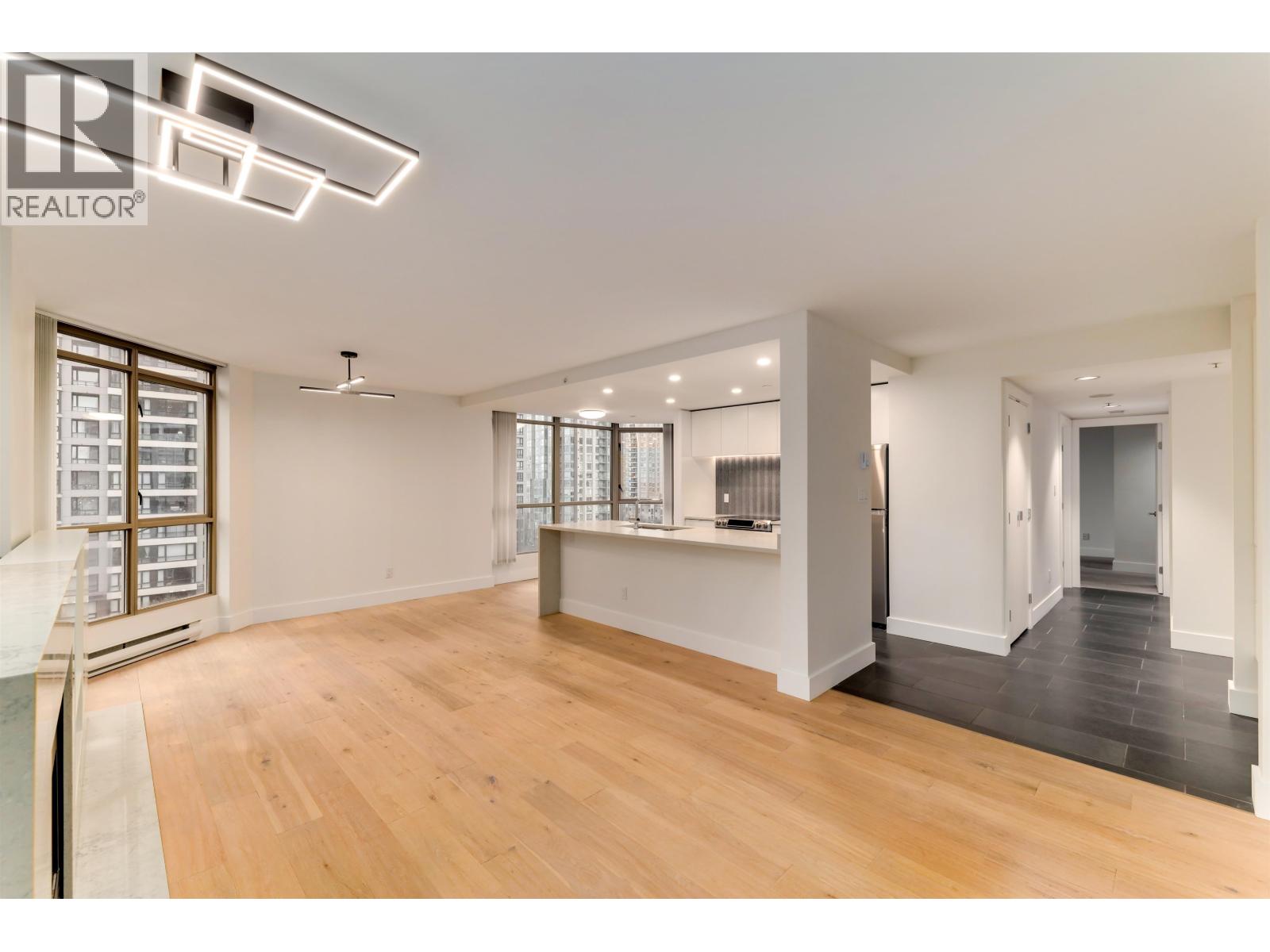 1003 867 Hamilton Street, Vancouver, British Columbia  V6B 6B7 - Photo 6 - R3117321