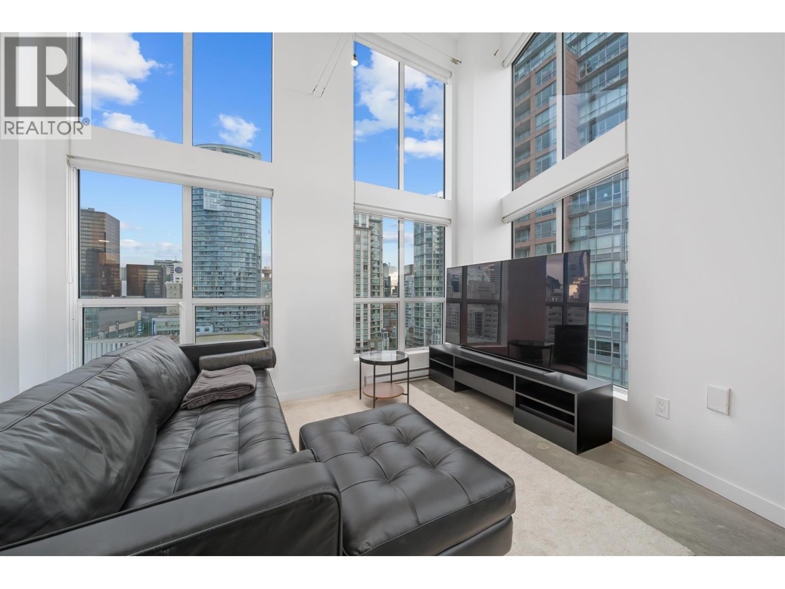 1012 933 Seymour Street, Vancouver, British Columbia  V6B 6L6 - Photo 3 - R3117323