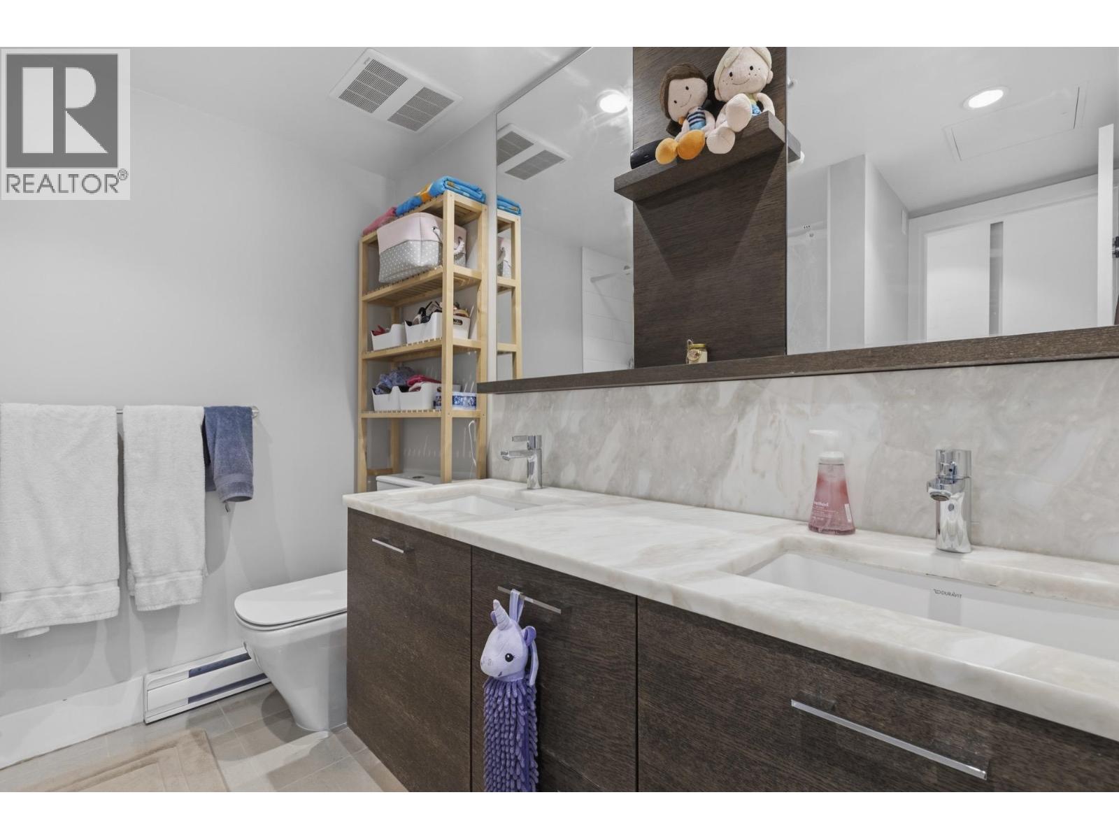 276 W 62nd Avenue, Vancouver, British Columbia  V5X 0H1 - Photo 15 - R3117352