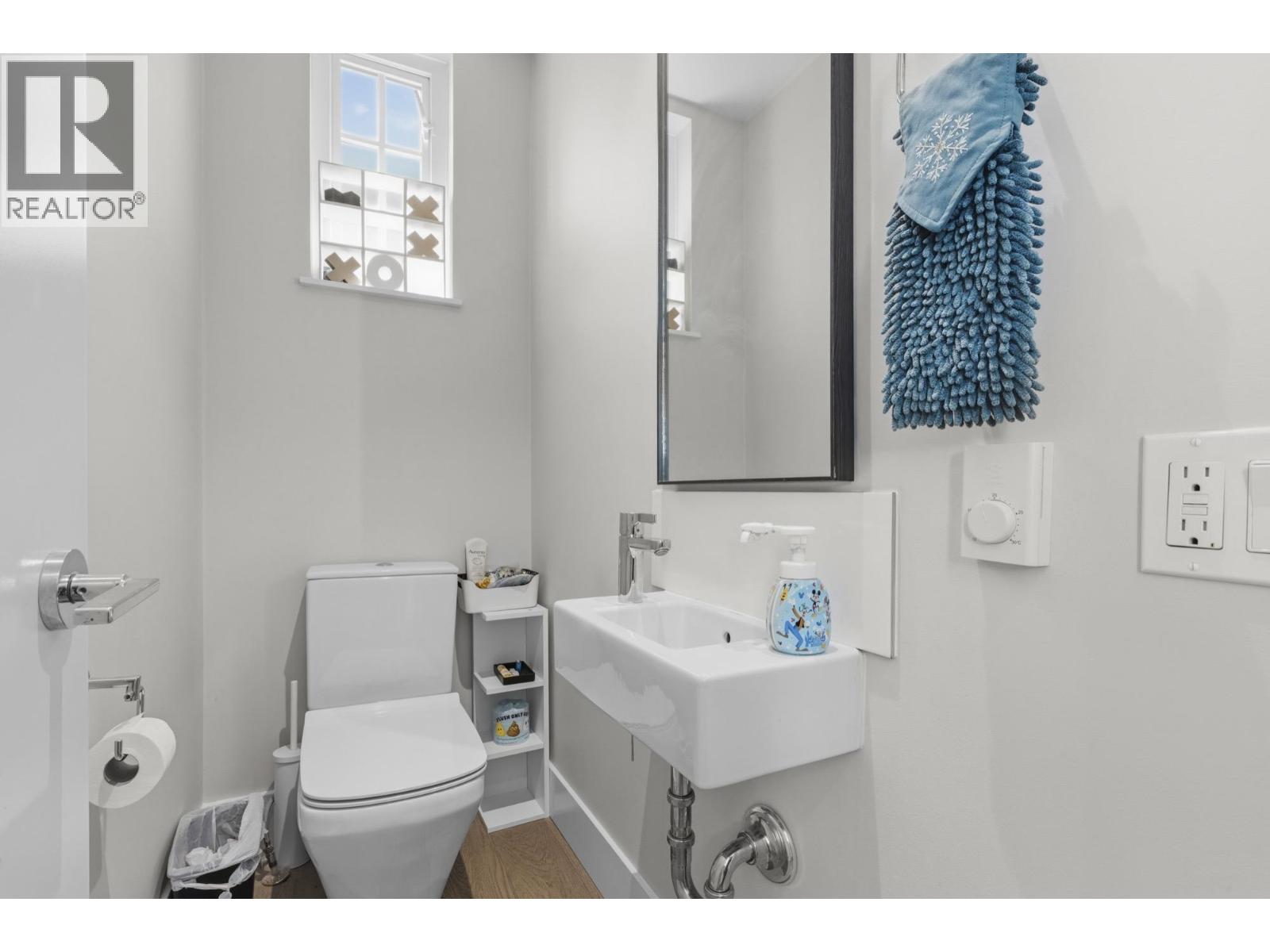 276 W 62nd Avenue, Vancouver, British Columbia  V5X 0H1 - Photo 8 - R3117352