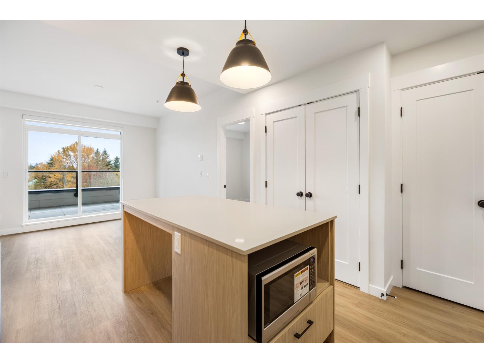 601 27218 Aldergrove Town Center Drive, Langley, British Columbia  V4W 0E4 - Photo 6 - R3116778