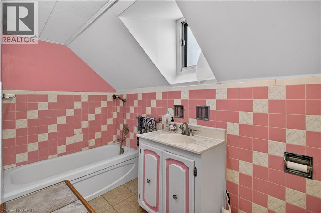 8011 Leeming Road, Glanbrook, Ontario  L0R 1W0 - Photo 29 - 40823385