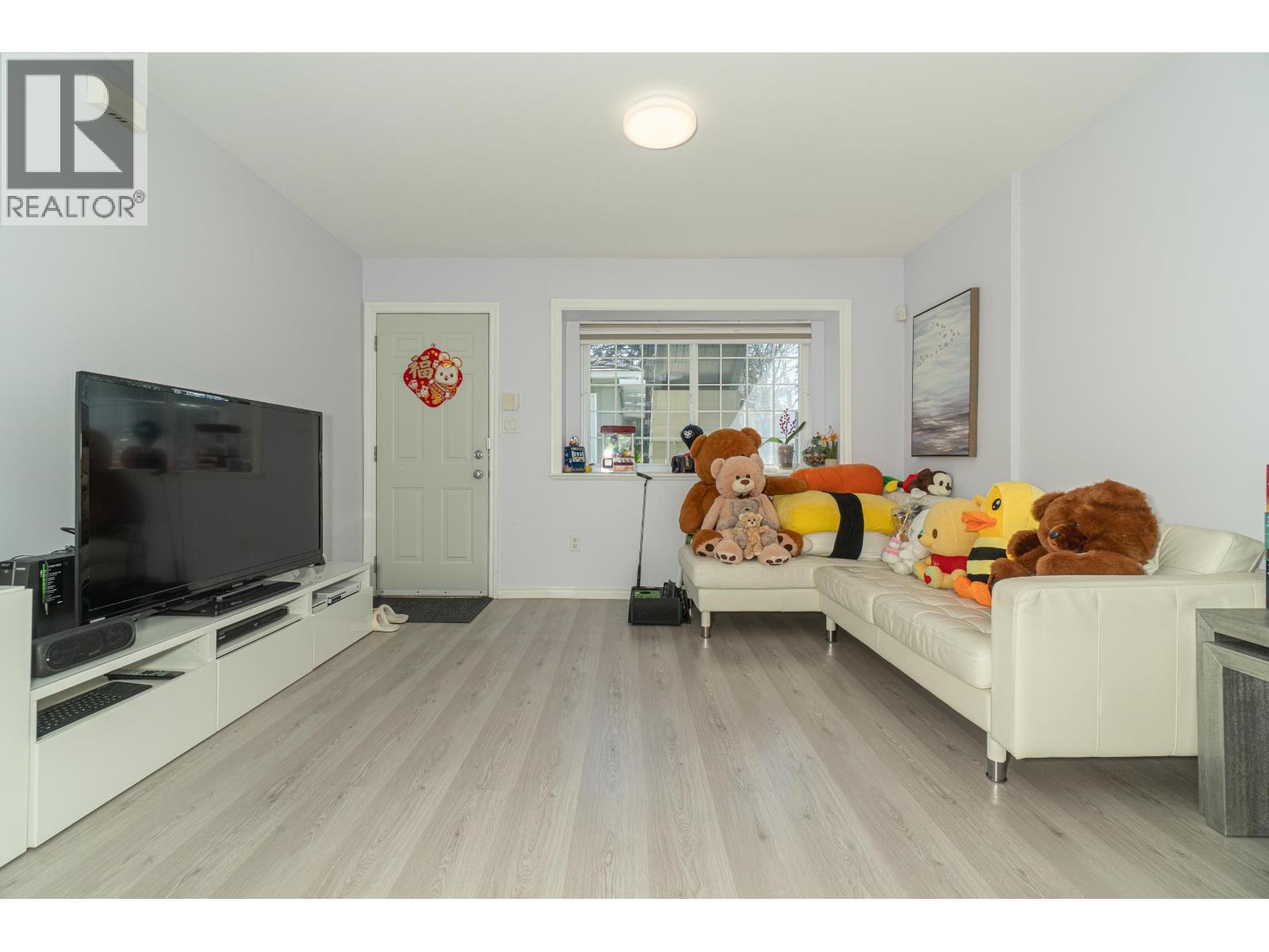 952 E 31st Avenue, Vancouver, British Columbia  V5V 2X4 - Photo 15 - R3117339