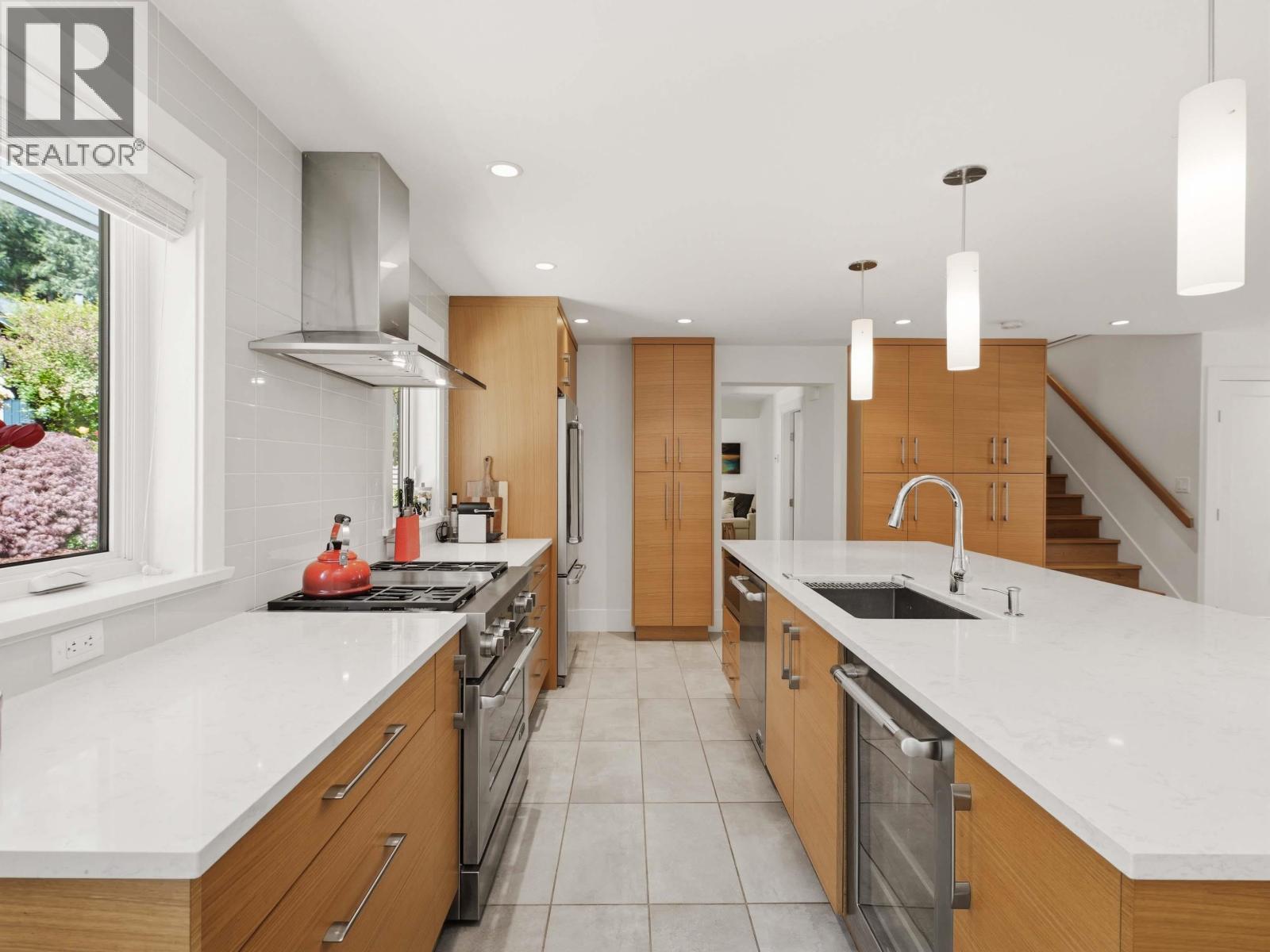 2708 Byron Road, North Vancouver, British Columbia  V7H 1M2 - Photo 6 - R3117370