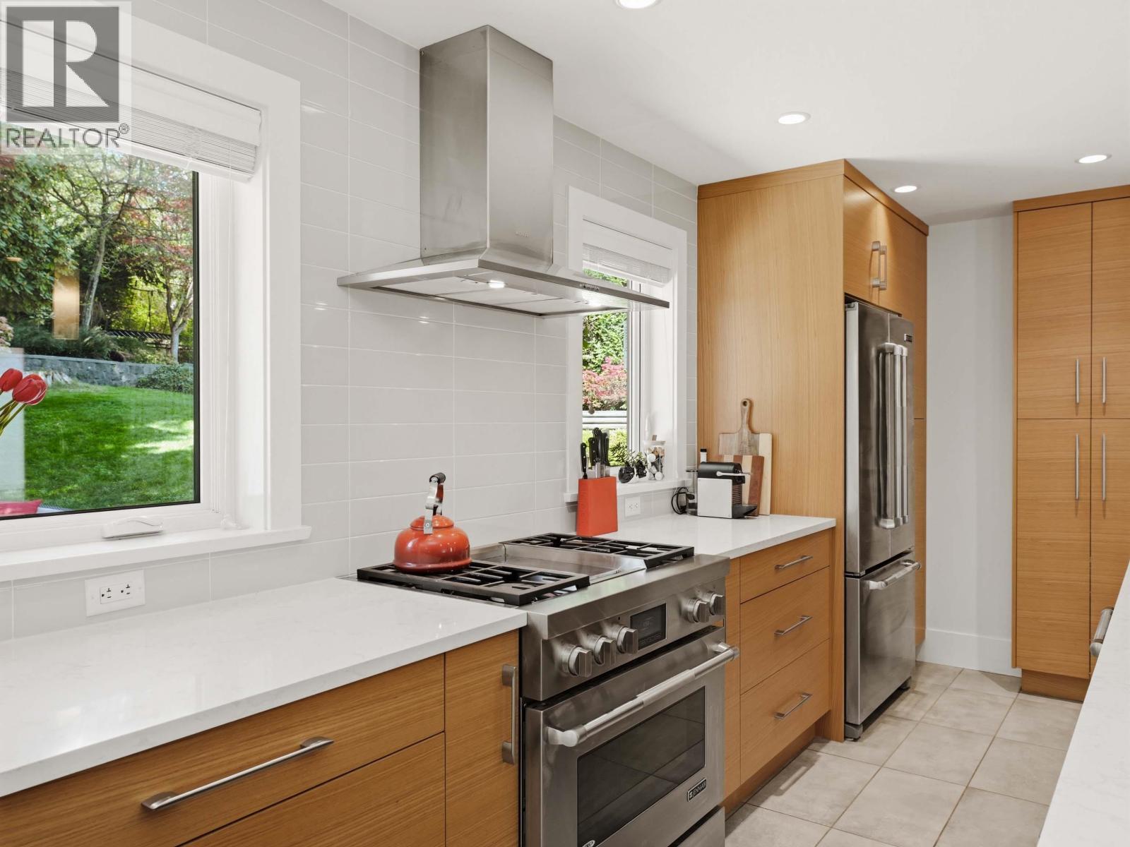 2708 Byron Road, North Vancouver, British Columbia  V7H 1M2 - Photo 8 - R3117370