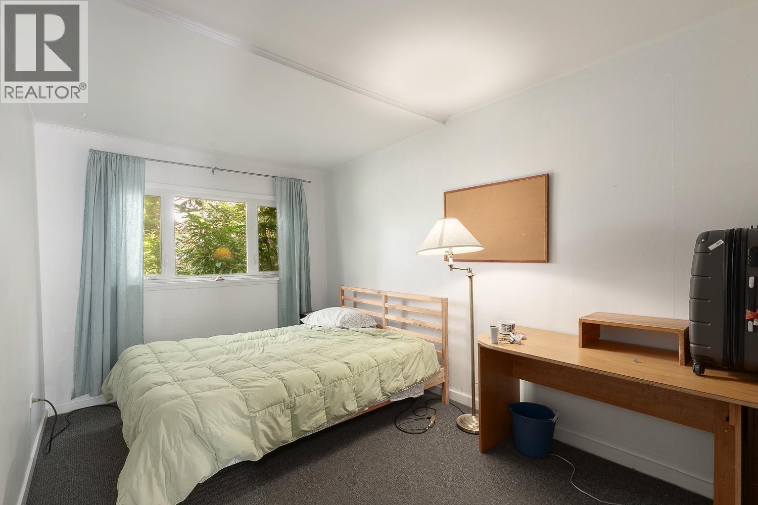 2002 E 13th Avenue, Vancouver, British Columbia  V5N 2C4 - Photo 12 - R3117376