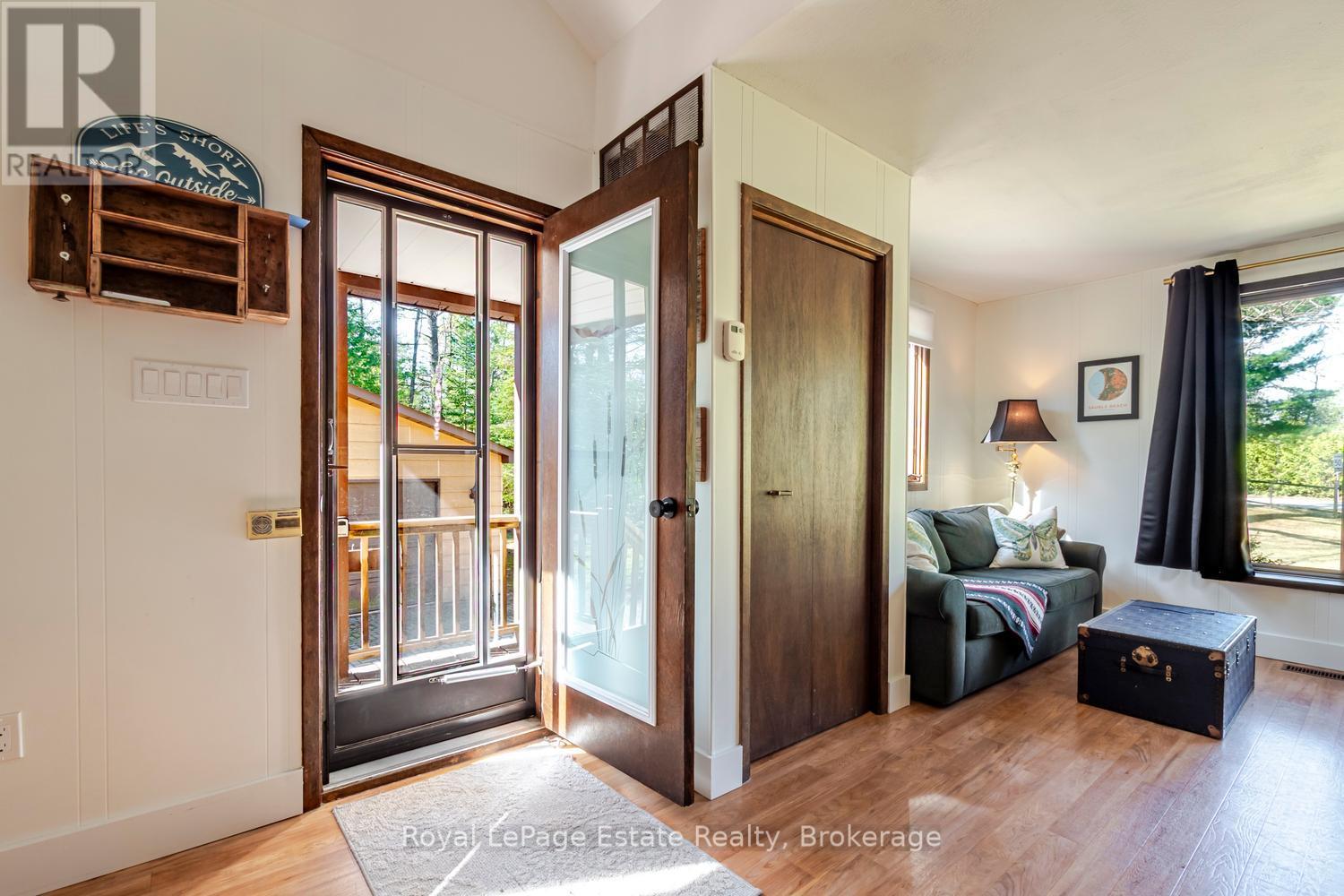 1207 Sauble Falls Road, South Bruce Peninsula, Ontario  N0H 2G0 - Photo 11 - X13059100