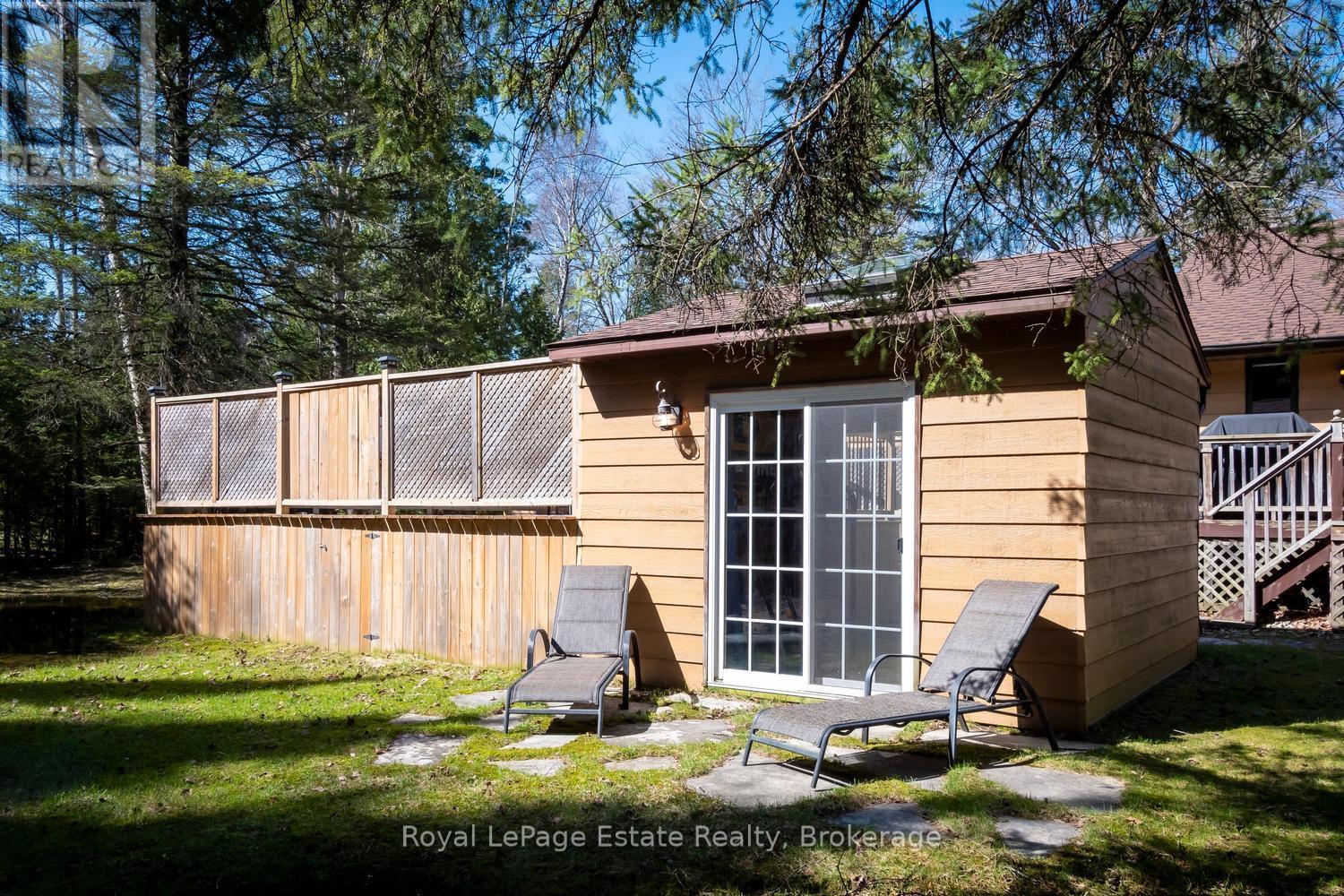 1207 Sauble Falls Road, South Bruce Peninsula, Ontario  N0H 2G0 - Photo 31 - X13059100