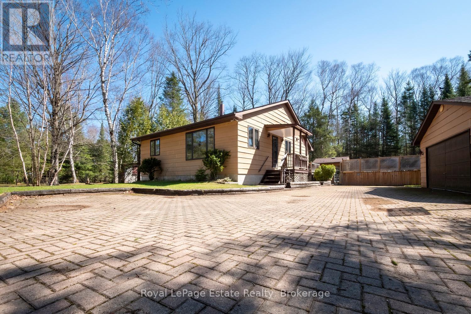 1207 Sauble Falls Road, South Bruce Peninsula, Ontario  N0H 2G0 - Photo 38 - X13059100