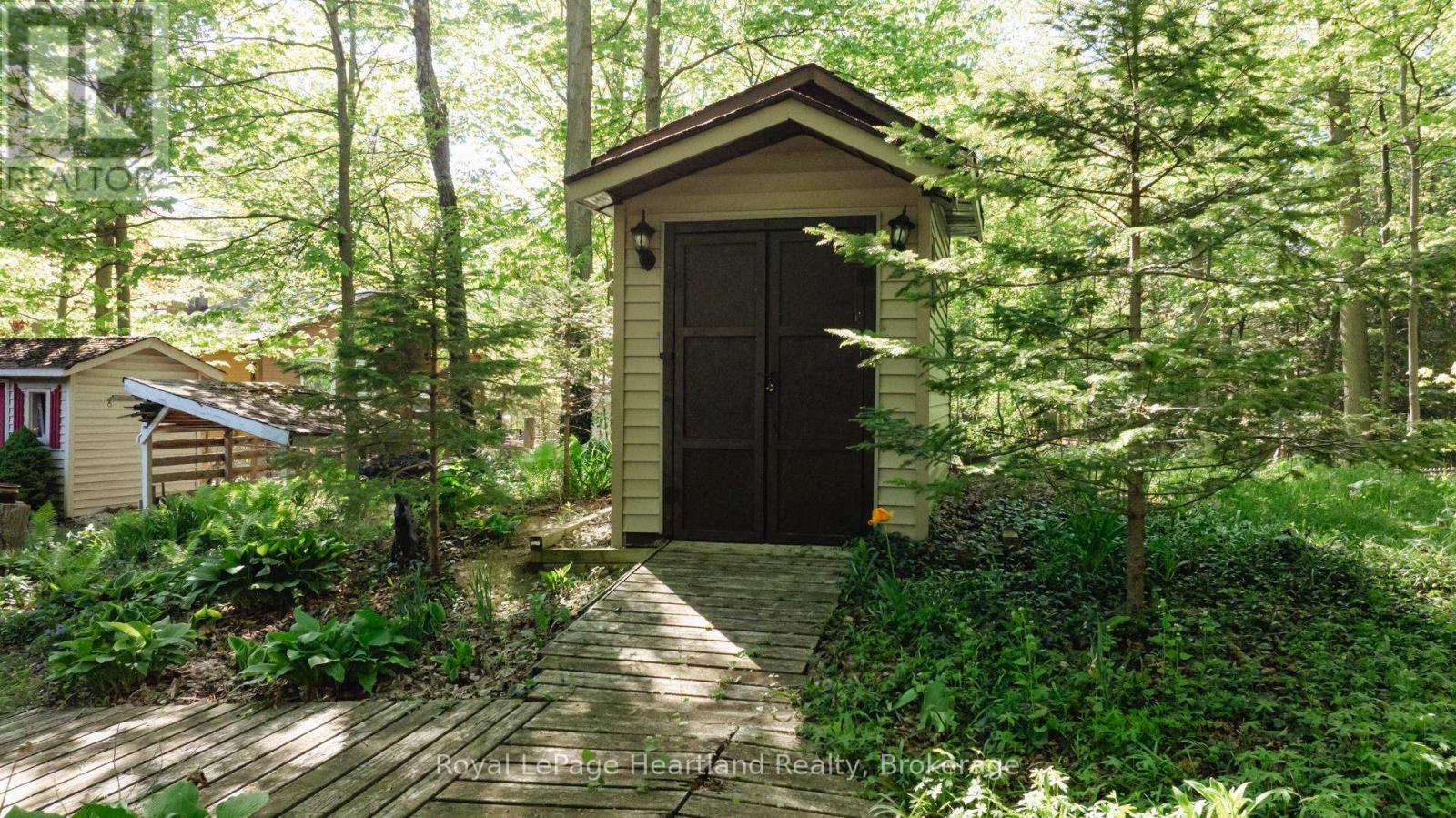 216 Shadywood Crescent, Huron-Kinloss, Ontario  N2Z 2X3 - Photo 40 - X13059108