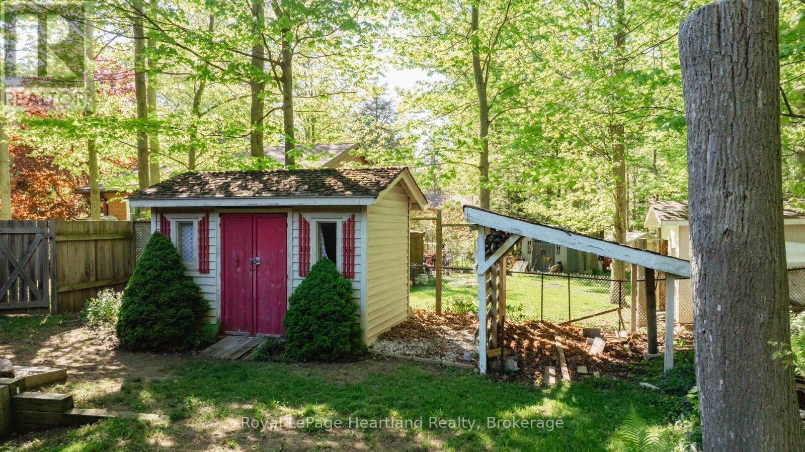 216 Shadywood Crescent, Huron-Kinloss, Ontario  N2Z 2X3 - Photo 41 - X13059108