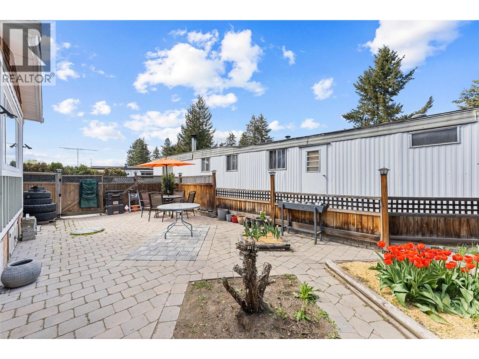 4355 Jaud Road Unit# 8, Kelowna, British Columbia  V1W 4R3 - Photo 8 - 10385216