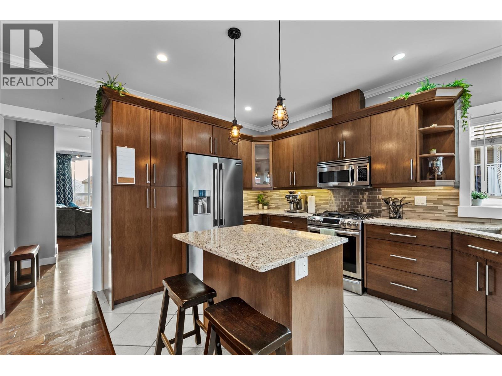 1052 Quail Drive, Kamloops, British Columbia  V2B 8N9 - Photo 5 - 10385318