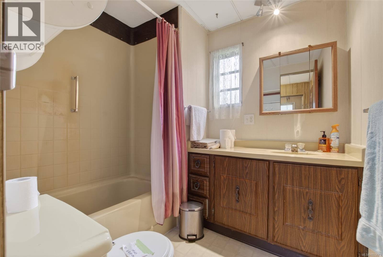 1485 Hess Rd, Gabriola Island, British Columbia  V0R 1X6 - Photo 30 - 1033673