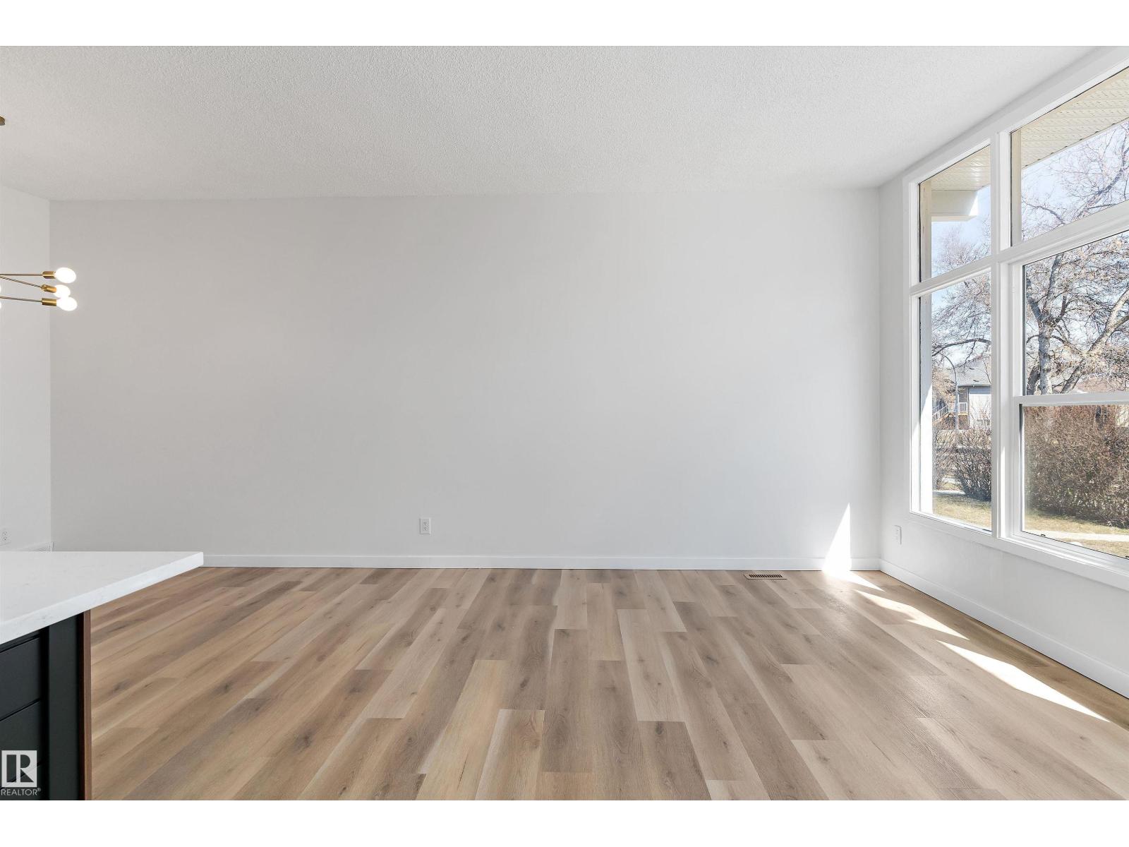 13046 101 St Nw, Edmonton, Alberta  T5E 4E9 - Photo 4 - E4484669