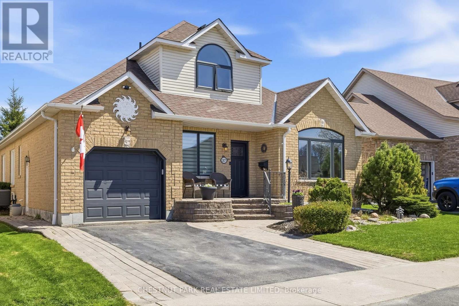 37 WATERBURY CRESCENT, Scugog, Ontario