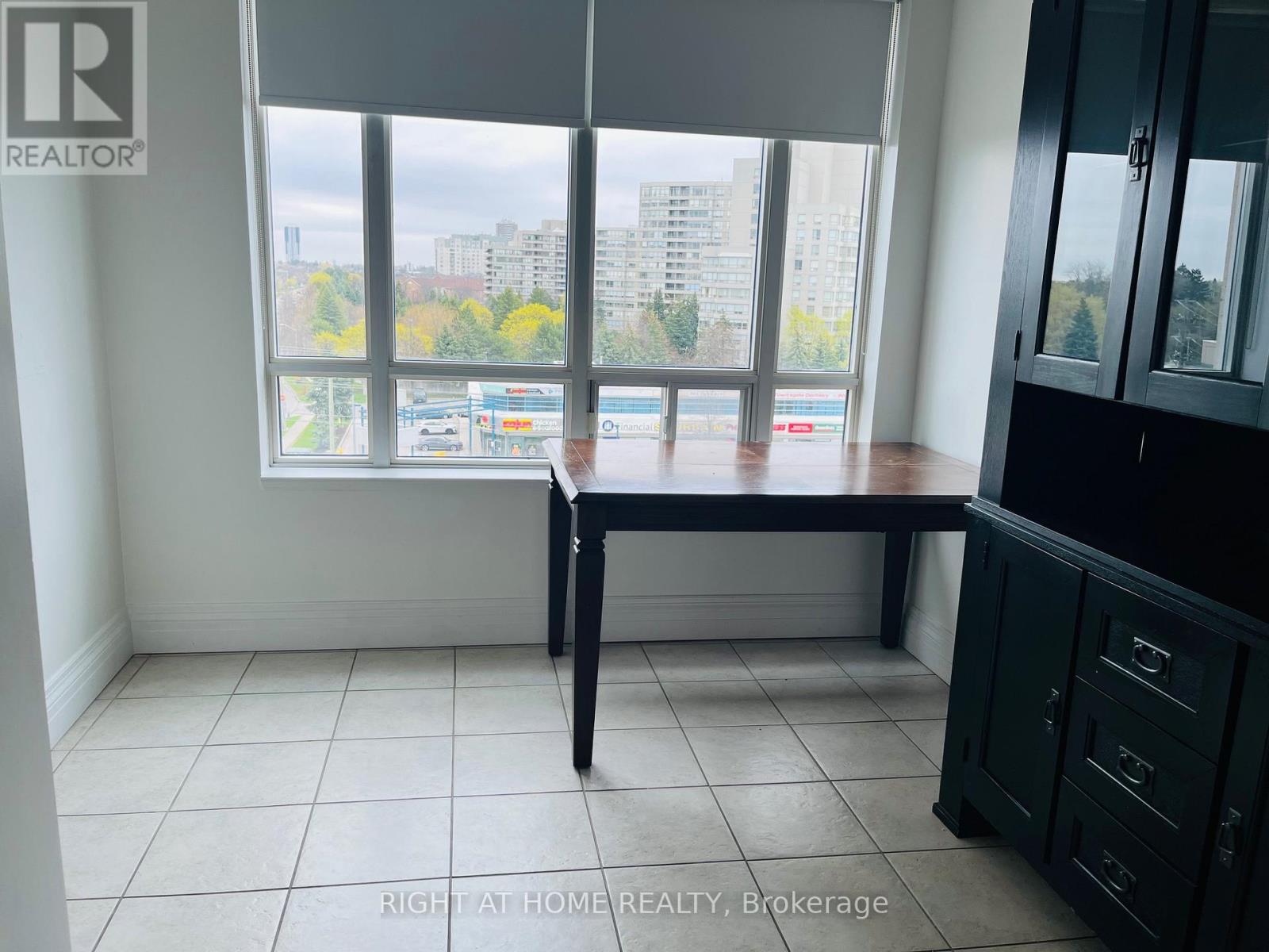 602 - 1 Cordoba Drive, Vaughan, Ontario  L4J 8S3 - Photo 13 - N12946650