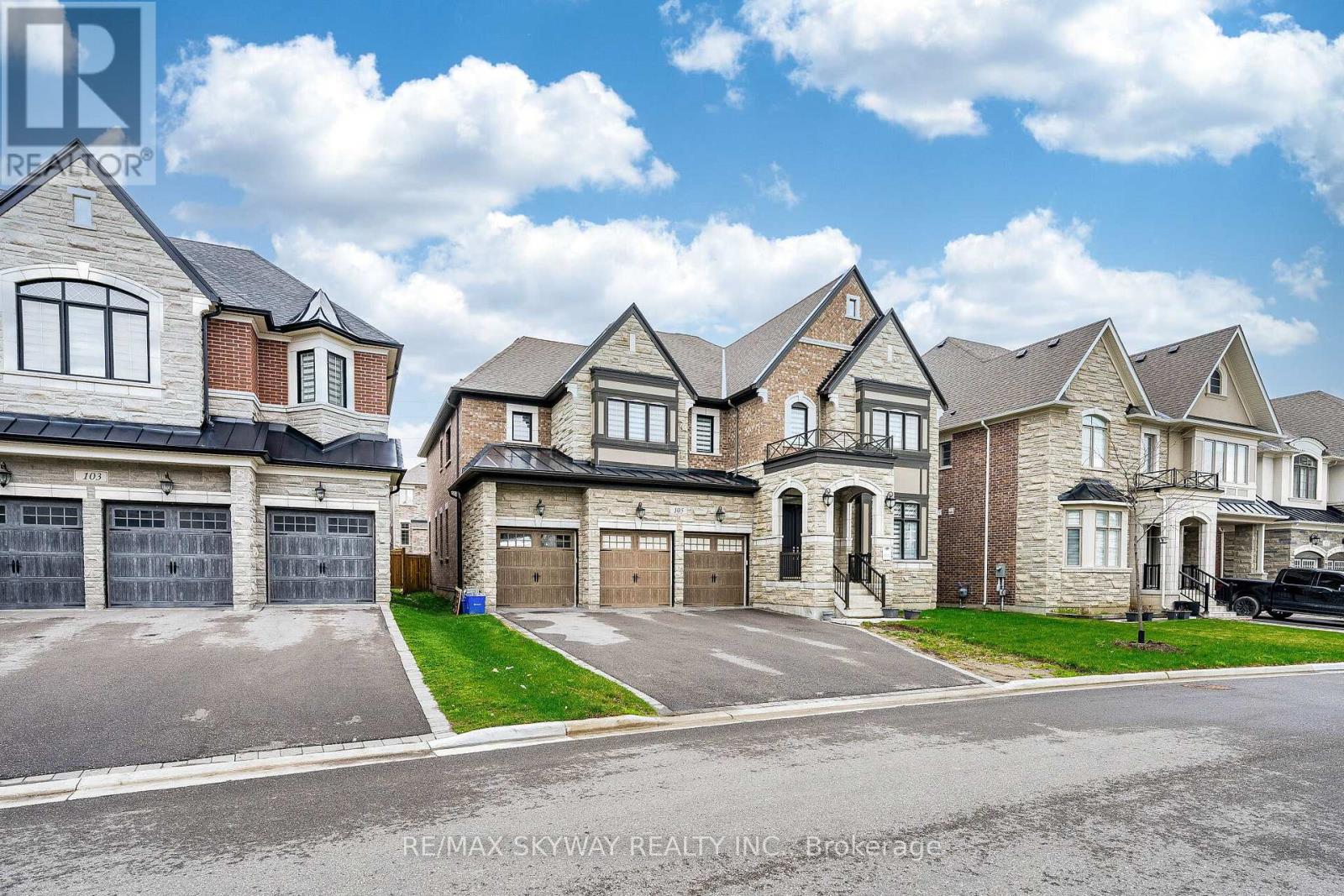 105 First Nations Trail, Vaughan, Ontario  L4H 4V9 - Photo 2 - N13026038