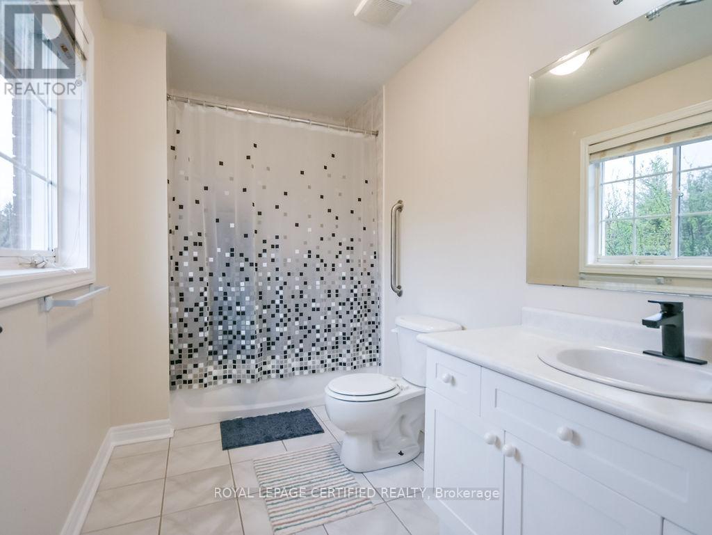 34 Balmoral Place, Barrie, Ontario  L4N 0Y9 - Photo 30 - S13057542