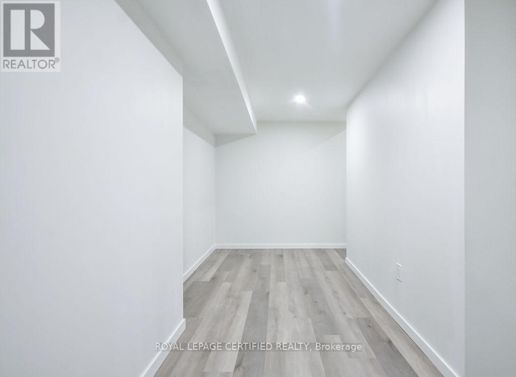 34 Balmoral Place, Barrie, Ontario  L4N 0Y9 - Photo 44 - S13057542