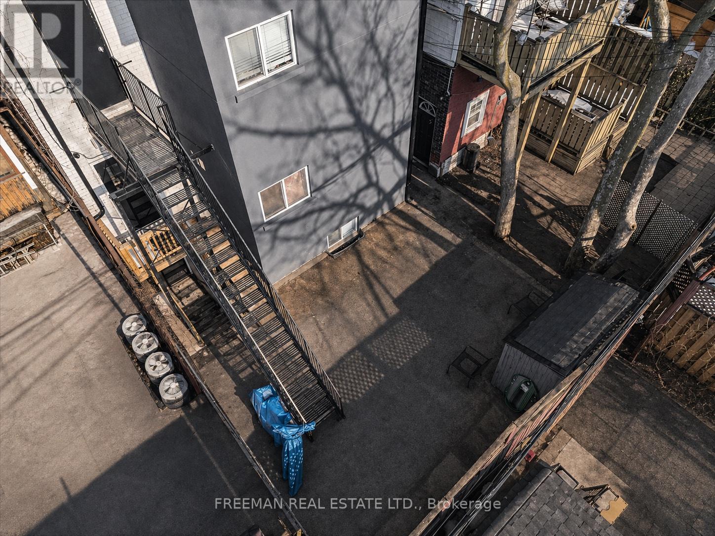 204 - 15 Thorburn Avenue, Toronto, Ontario  M6K 1C4 - Photo 12 - W12854642