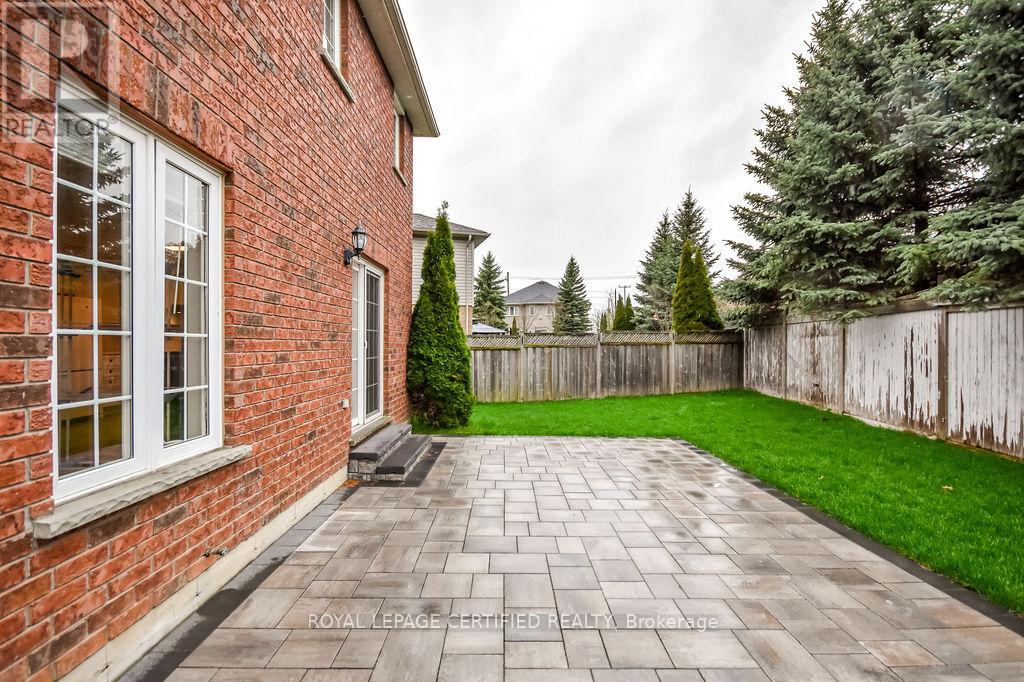 34 Balmoral Place, Barrie, Ontario  L4N 0Y9 - Photo 48 - S13057542