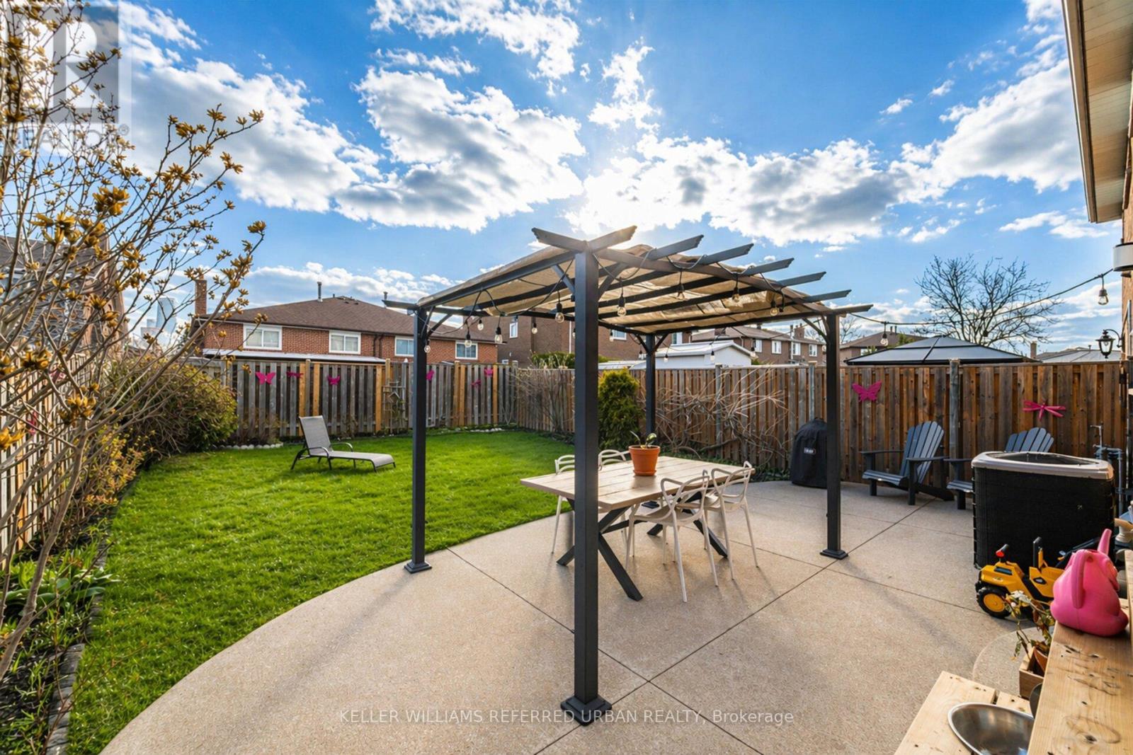 4135 Dunmow Crescent, Mississauga, Ontario  L4Z 1E1 - Photo 34 - W13030940