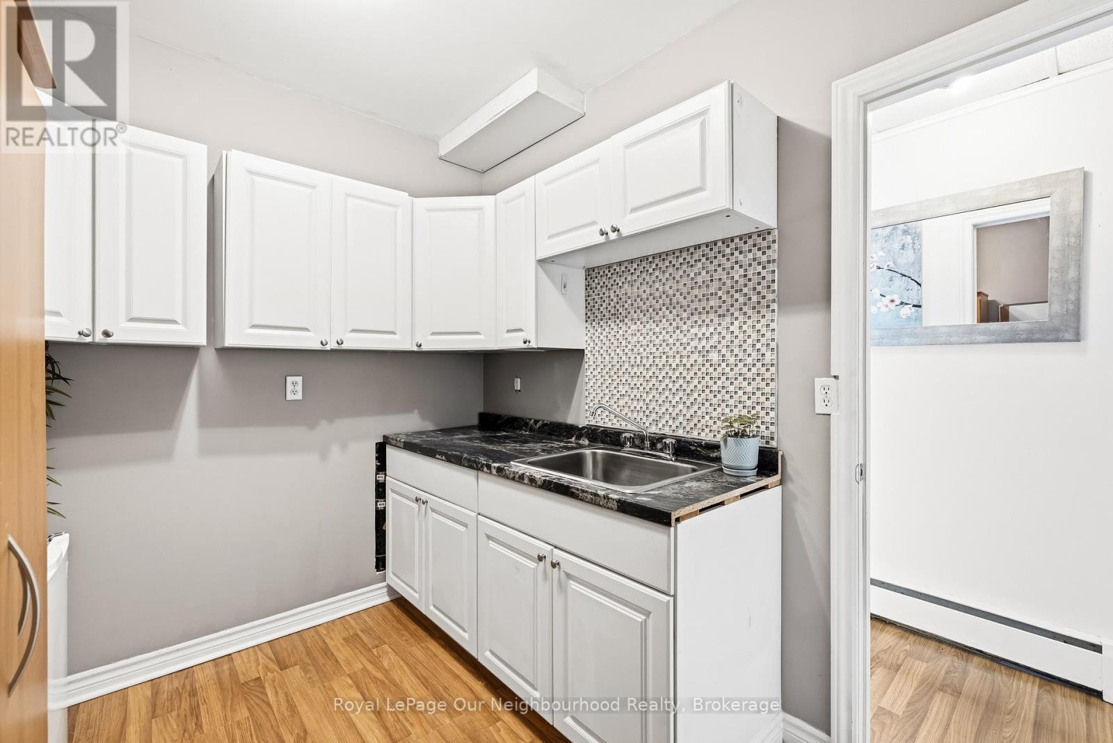 162 Dundas Street E, Quinte West, Ontario  K8V 1L4 - Photo 18 - X13058060