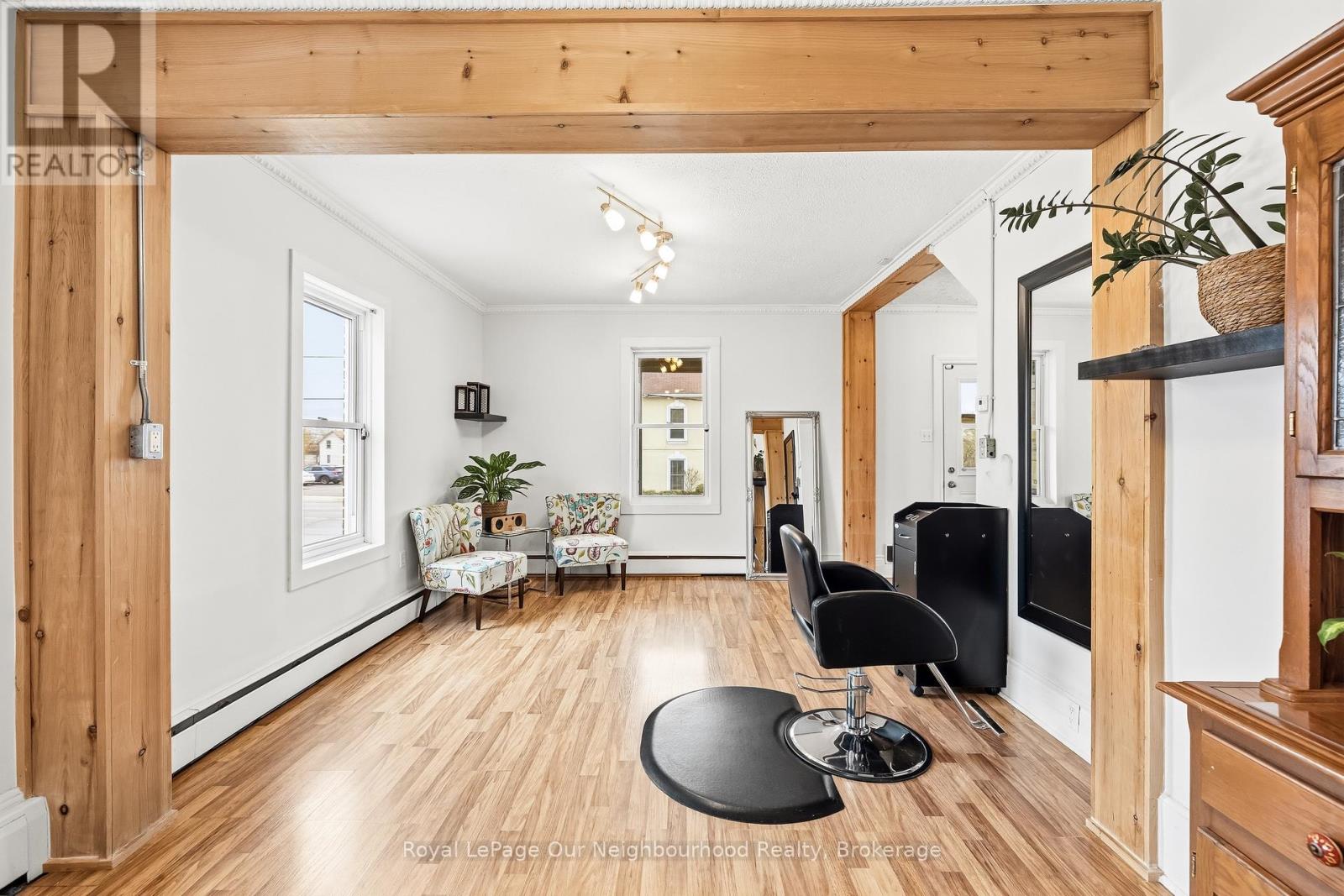 162 Dundas Street E, Quinte West, Ontario  K8V 1L4 - Photo 14 - X13058060