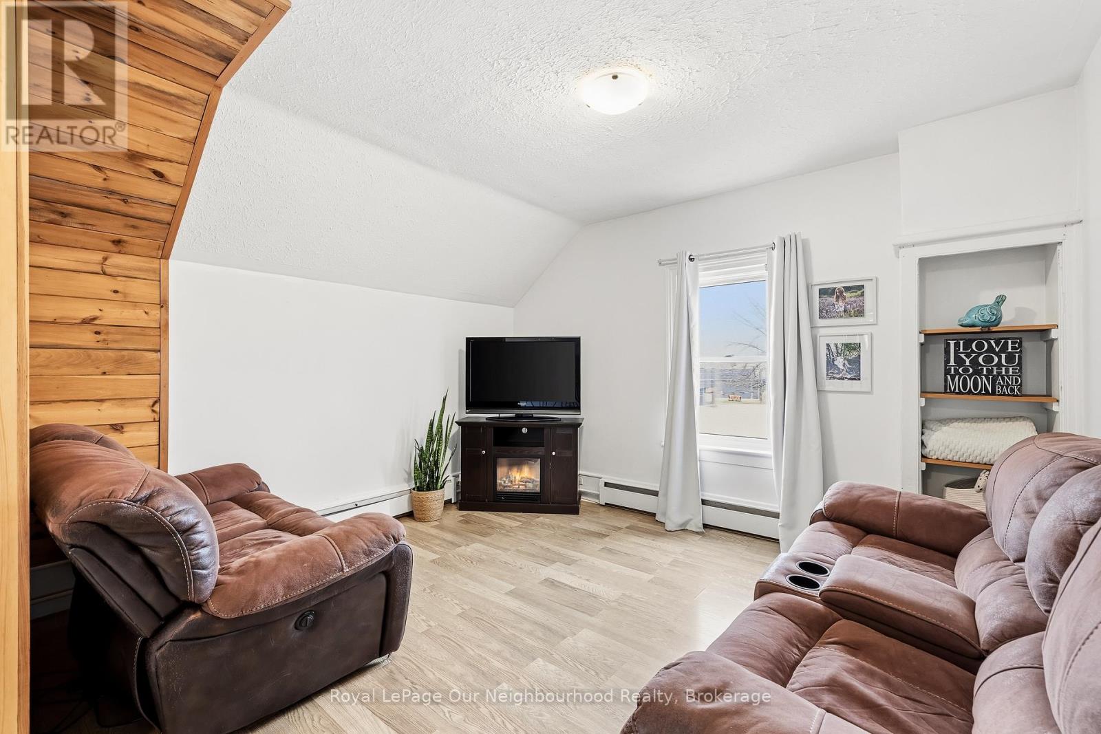 162 Dundas Street E, Quinte West, Ontario  K8V 1L4 - Photo 24 - X13058060