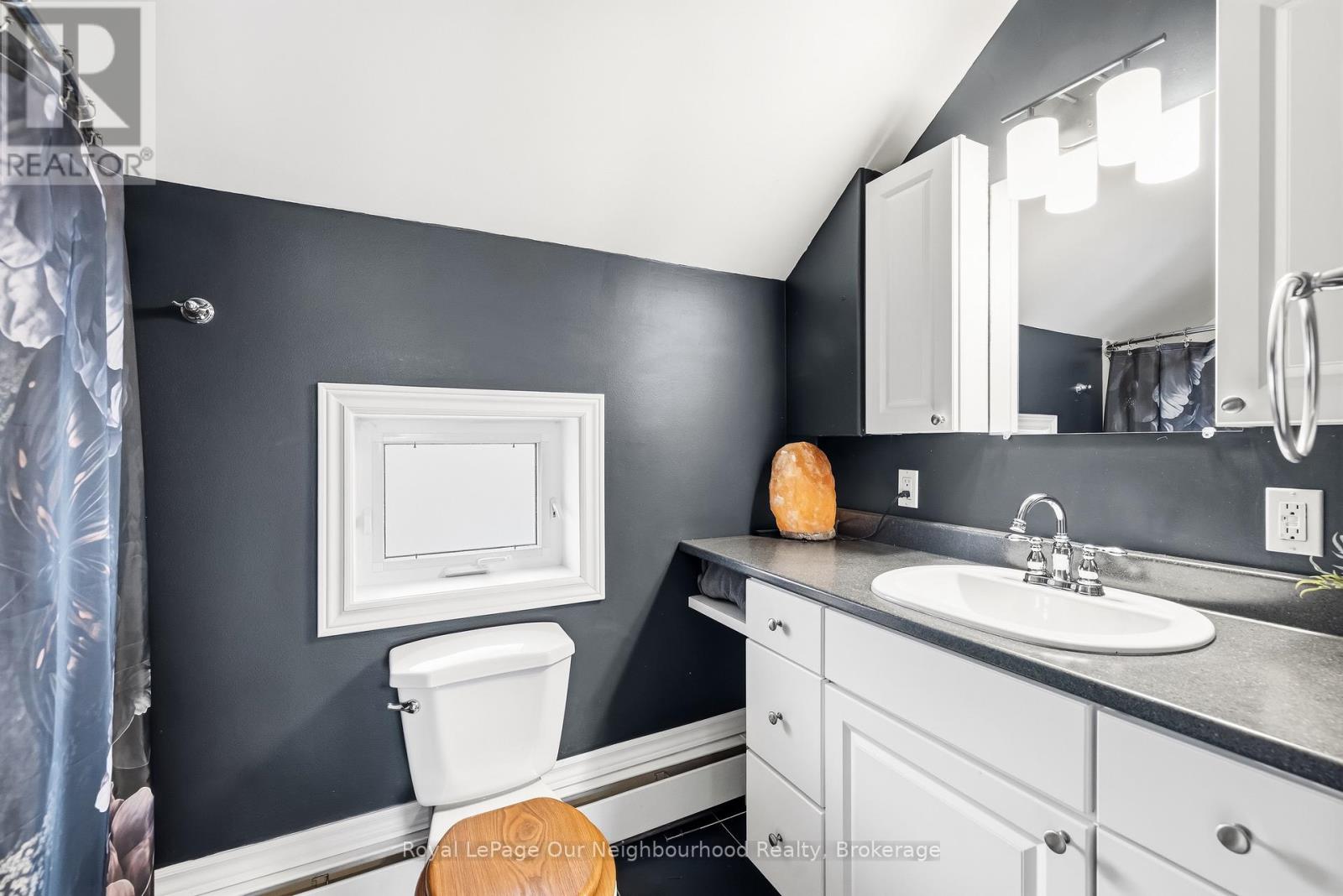 162 Dundas Street E, Quinte West, Ontario  K8V 1L4 - Photo 27 - X13058060