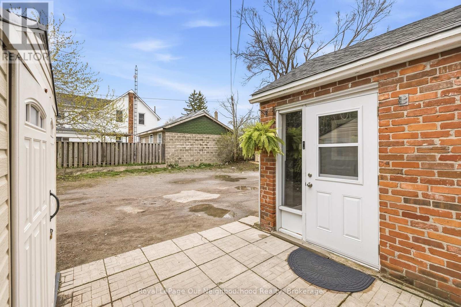 162 Dundas Street E, Quinte West, Ontario  K8V 1L4 - Photo 33 - X13058060