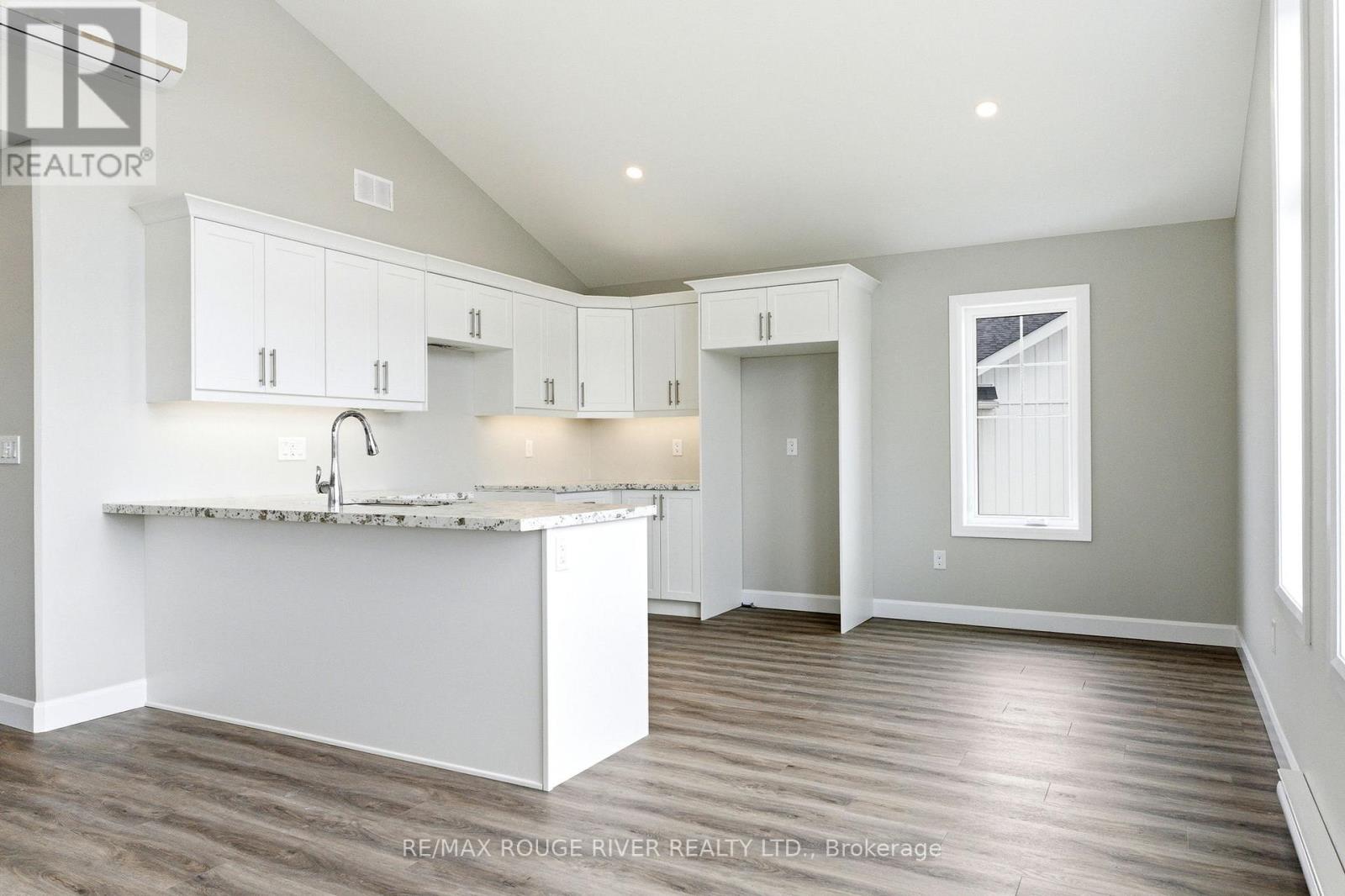 301 - 14 Meadowcreek Drive, Brighton, Ontario  K0K 1H0 - Photo 9 - X12903252