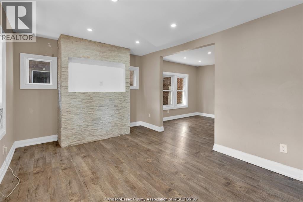 1374 Goyeau Street Unit# Main, Windsor, Ontario  N8X 3L1 - Photo 3 - 26009586